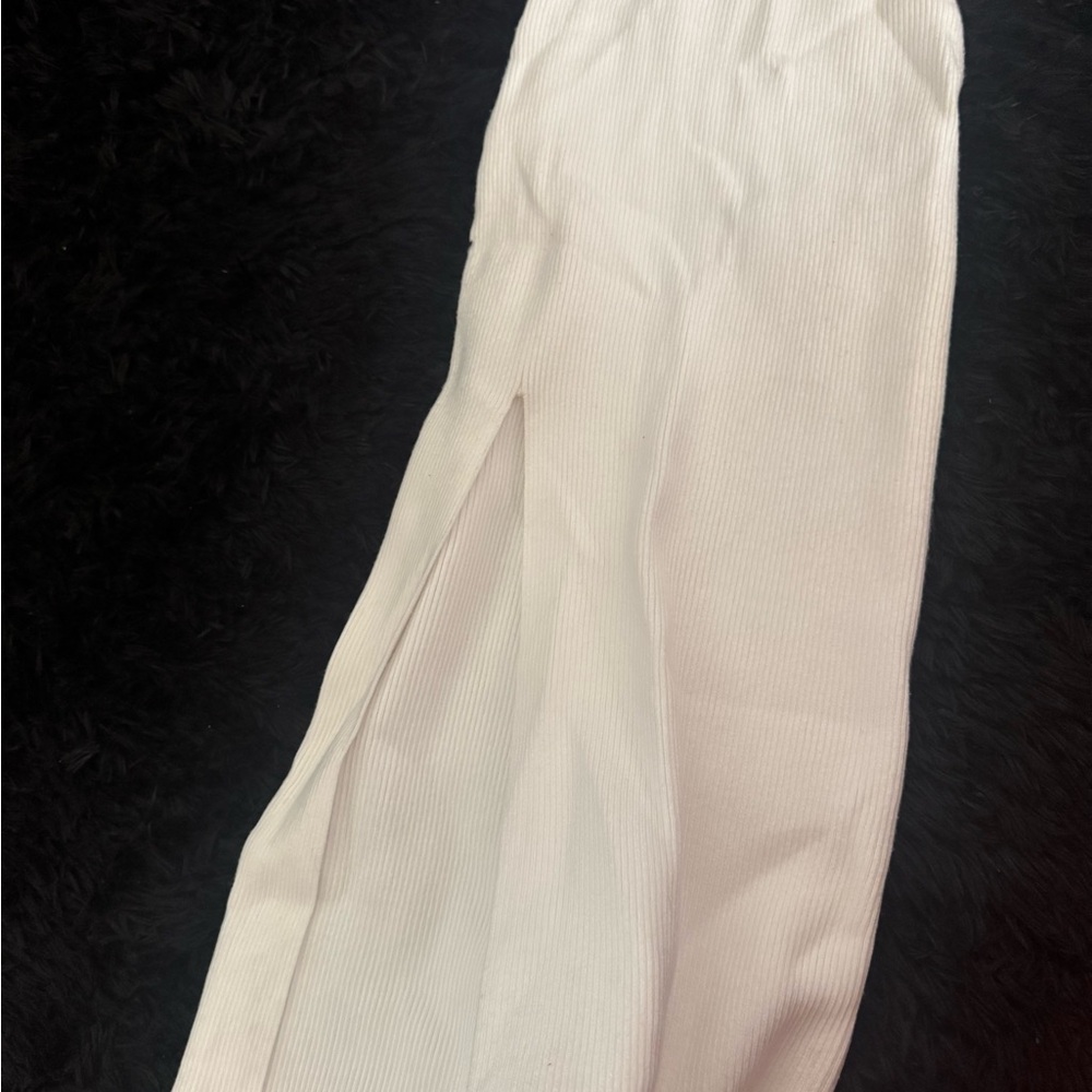White Ribbed Bodycon Maxi Dress - Picture 3 of 4